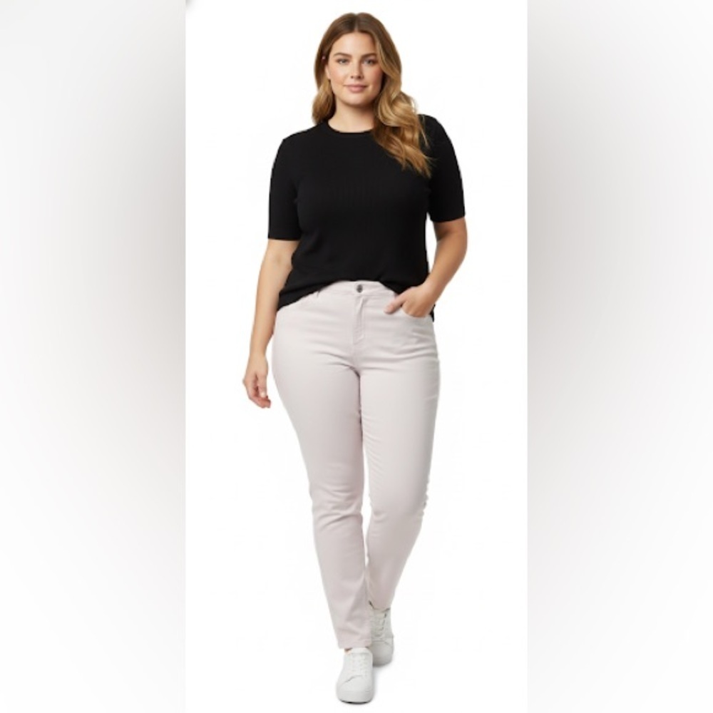 FASHION NOVA Women’s White Straight Leg Jeans Size 20 Stretchy New Without Tags